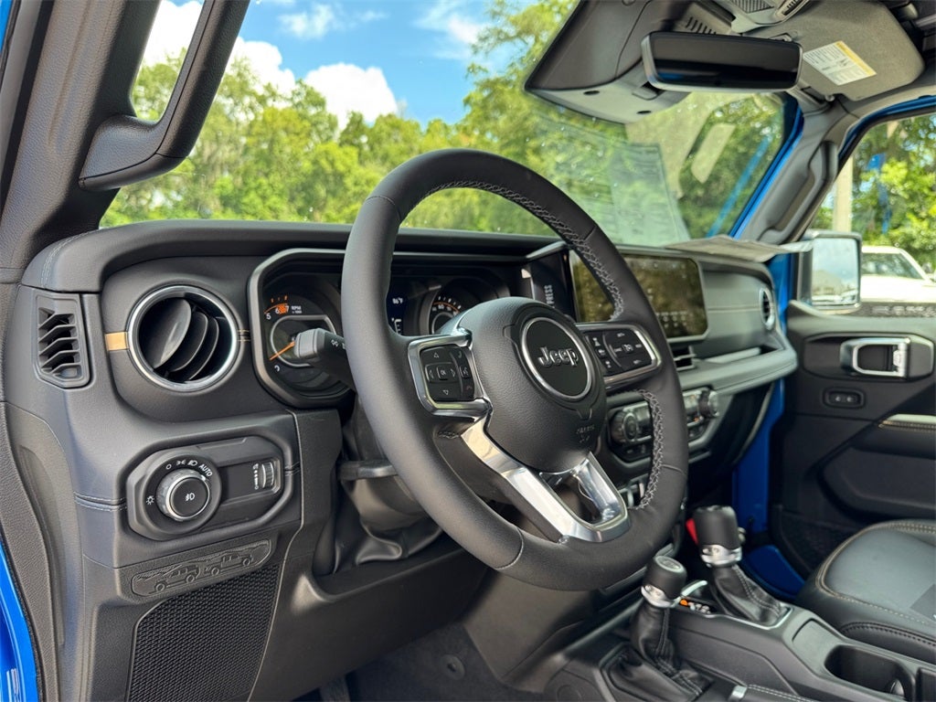 2025 Jeep Wrangler WRANGLER 4-DOOR SAHARA