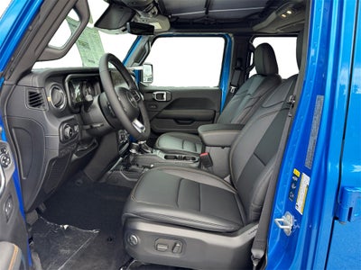 2025 Jeep Wrangler WRANGLER 4-DOOR SAHARA