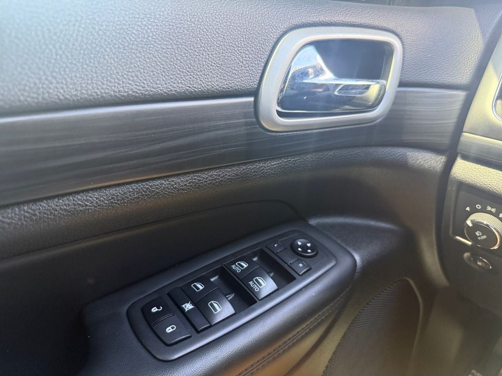 2021 Jeep Grand Cherokee Laredo X 4x2