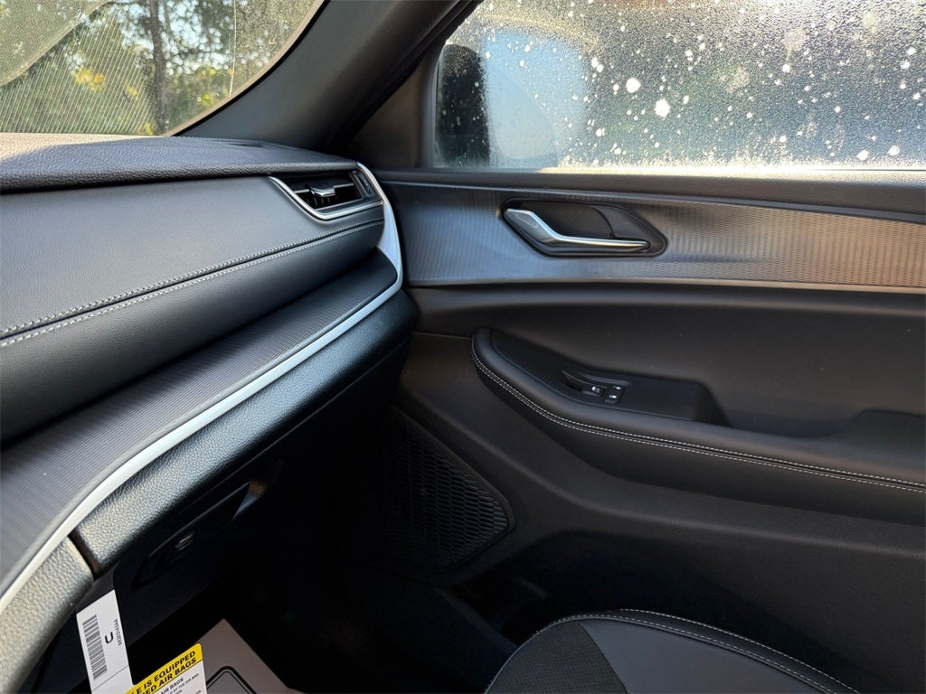 2025 Jeep Grand Cherokee GRAND CHEROKEE ALTITUDE X 4X2