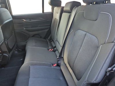 2027 Jeep Grand Cherokee GRAND CHEROKEE LAREDO 4X2