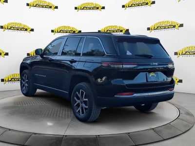 2027 Jeep Grand Cherokee GRAND CHEROKEE LAREDO 4X2