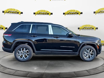 2027 Jeep Grand Cherokee GRAND CHEROKEE LAREDO 4X2