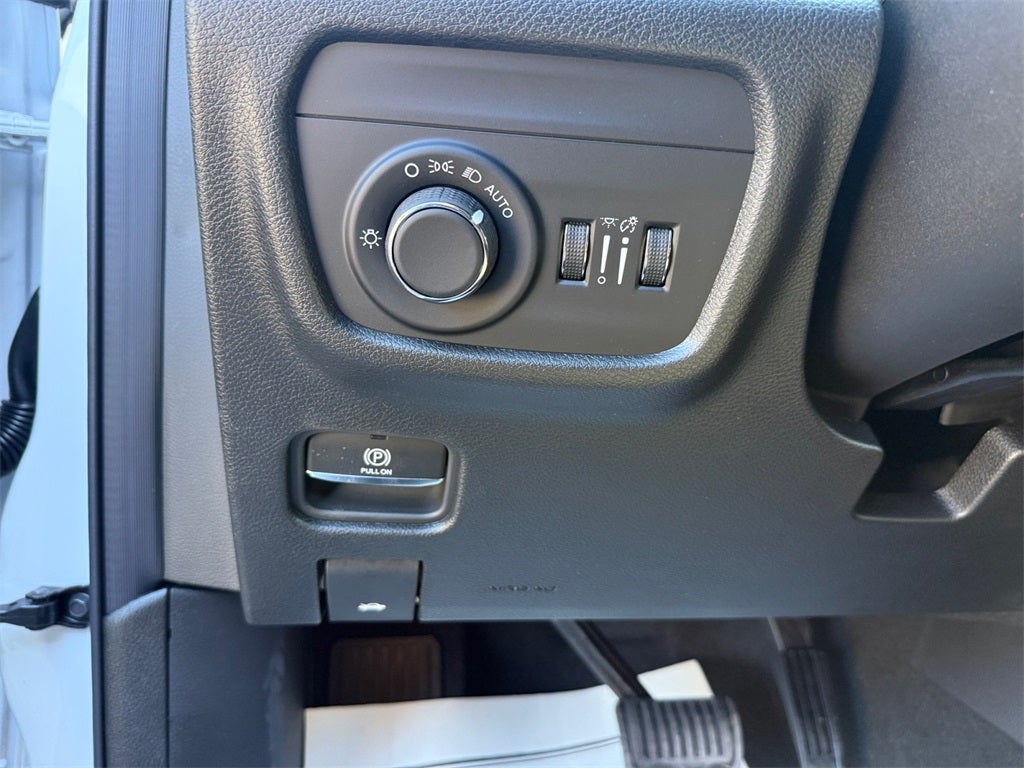 2025 Jeep Grand Cherokee GRAND CHEROKEE ALTITUDE 4X2