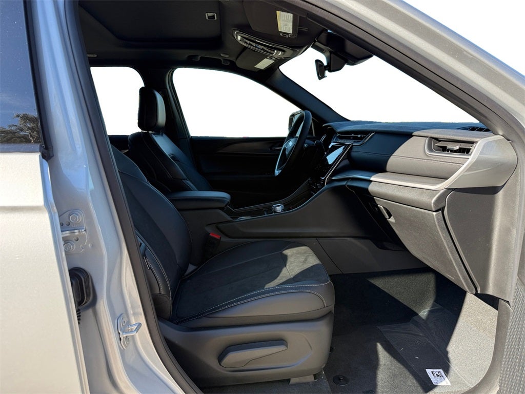 2025 Jeep Grand Cherokee GRAND CHEROKEE ALTITUDE X 4X2