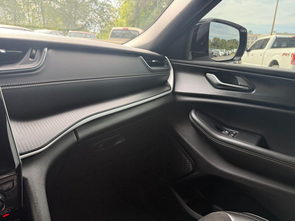 2025 Jeep Grand Cherokee Altitude - Photo 24