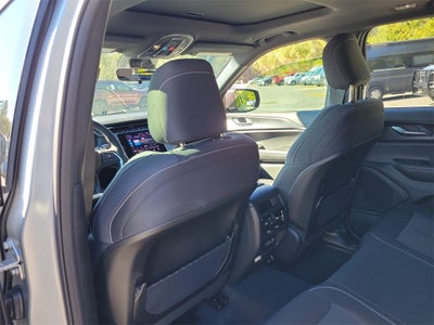 2025 Jeep Grand Cherokee GRAND CHEROKEE LAREDO X 4X2