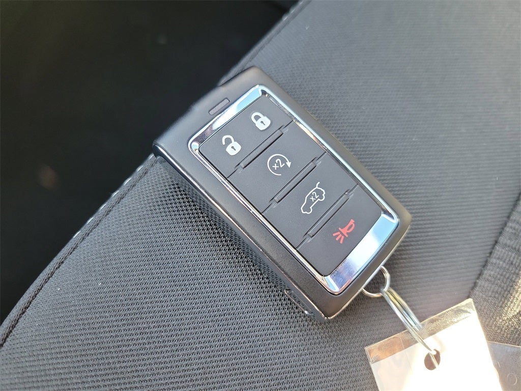 2025 Jeep Grand Cherokee GRAND CHEROKEE LAREDO X 4X2