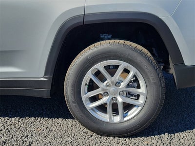 2025 Jeep Grand Cherokee GRAND CHEROKEE LAREDO X 4X2