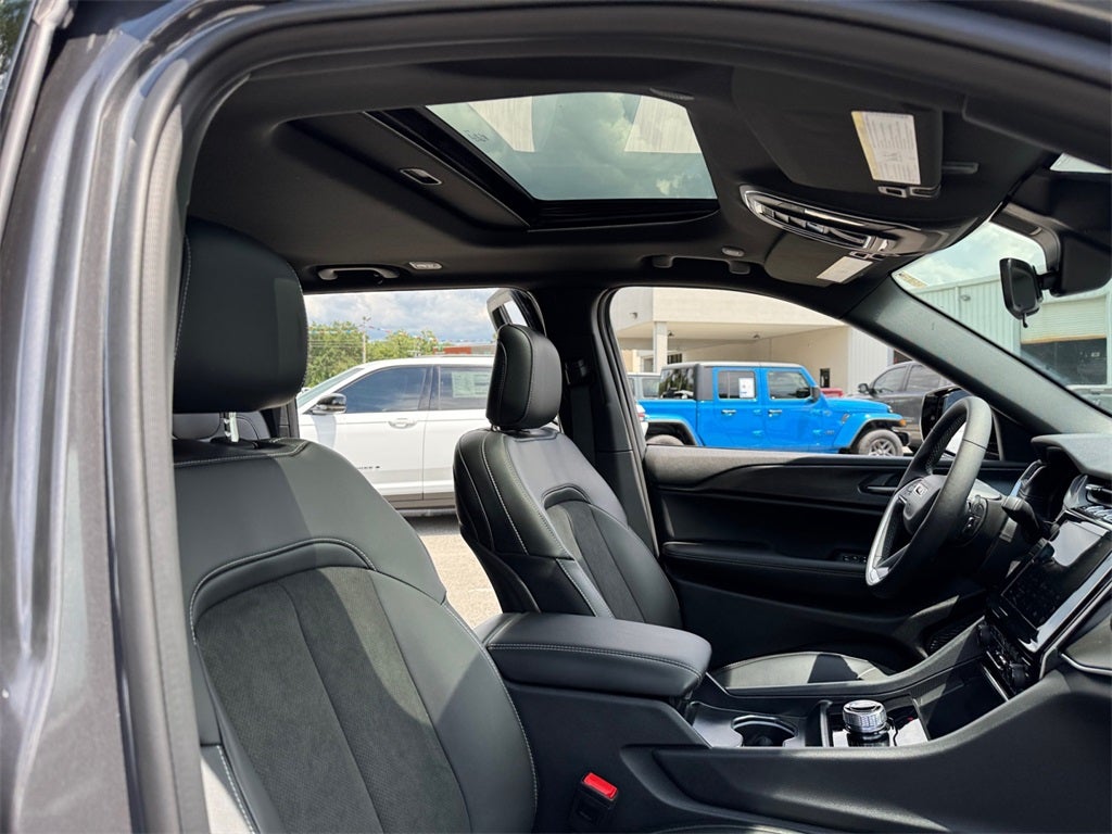 2025 Jeep Grand Cherokee GRAND CHEROKEE ALTITUDE X 4X2