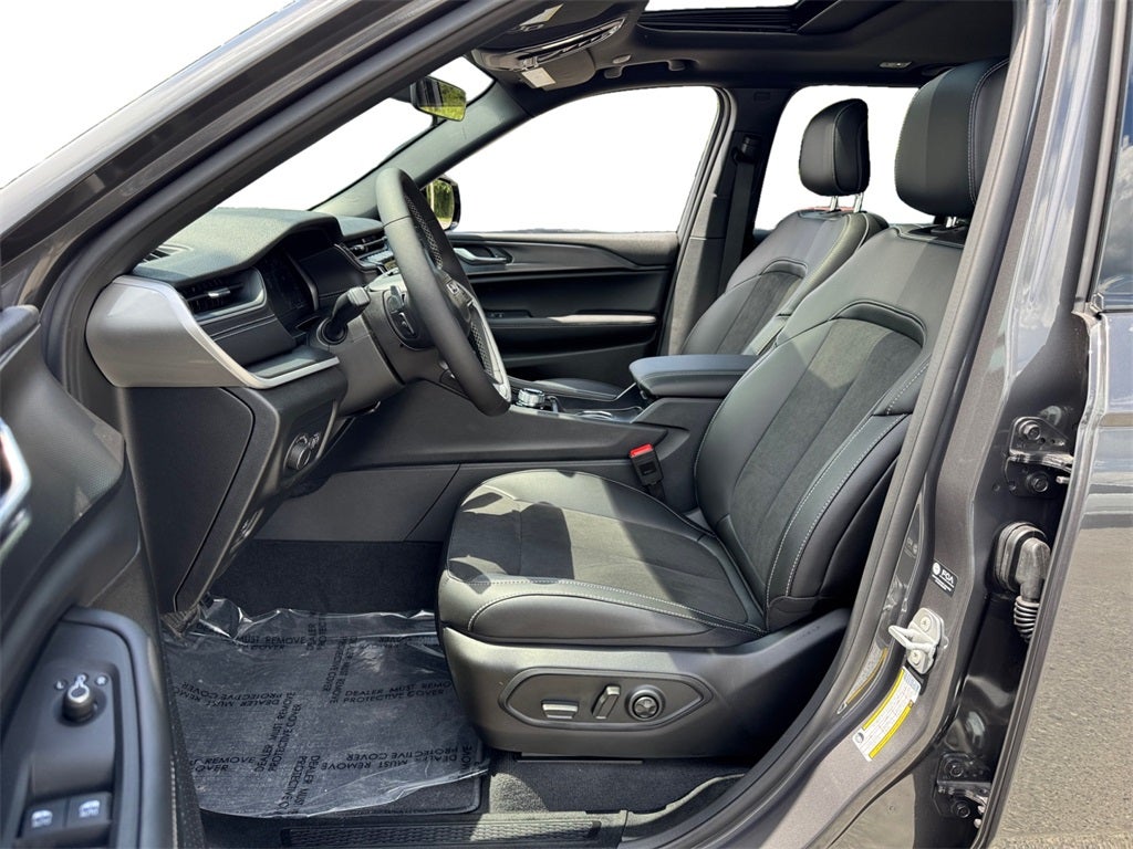 2025 Jeep Grand Cherokee GRAND CHEROKEE ALTITUDE X 4X2