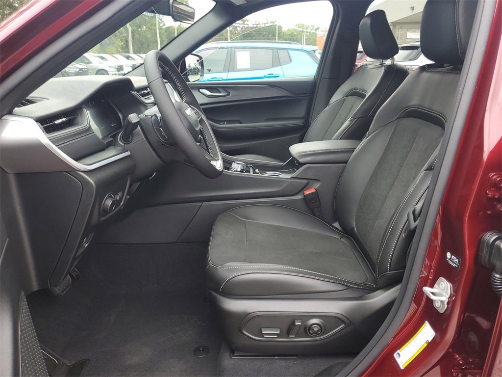 2025 Jeep Grand Cherokee GRAND CHEROKEE ALTITUDE X 4X2