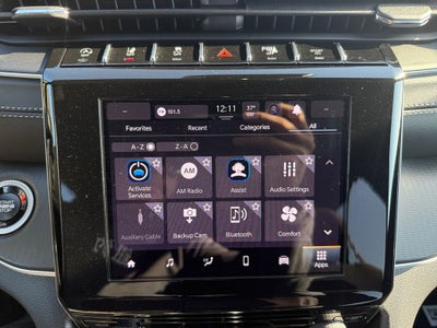 2025 Jeep Grand Cherokee GRAND CHEROKEE LAREDO 4X2