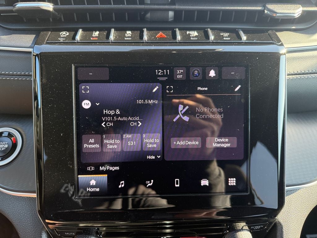 2025 Jeep Grand Cherokee GRAND CHEROKEE LAREDO 4X2