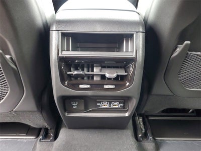 2025 Jeep Grand Cherokee GRAND CHEROKEE LAREDO X 4X2