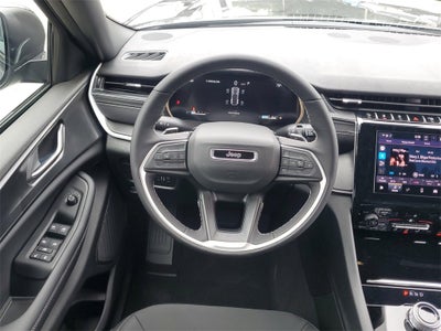 2025 Jeep Grand Cherokee GRAND CHEROKEE LAREDO X 4X2