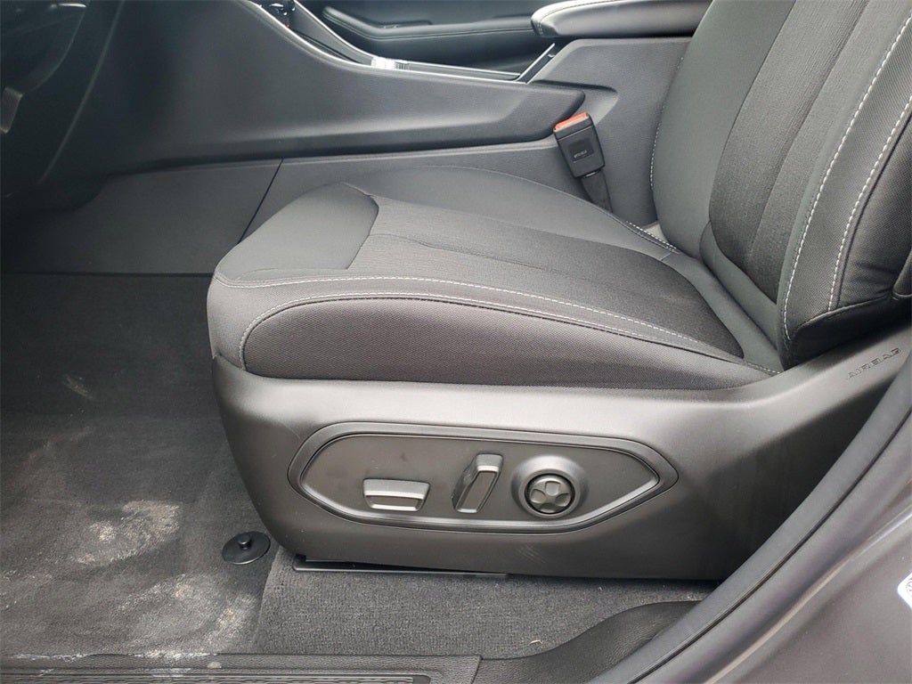 2025 Jeep Grand Cherokee GRAND CHEROKEE LAREDO X 4X2