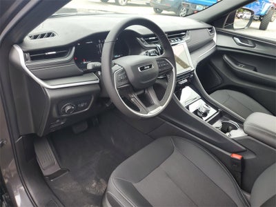 2025 Jeep Grand Cherokee GRAND CHEROKEE LAREDO X 4X2