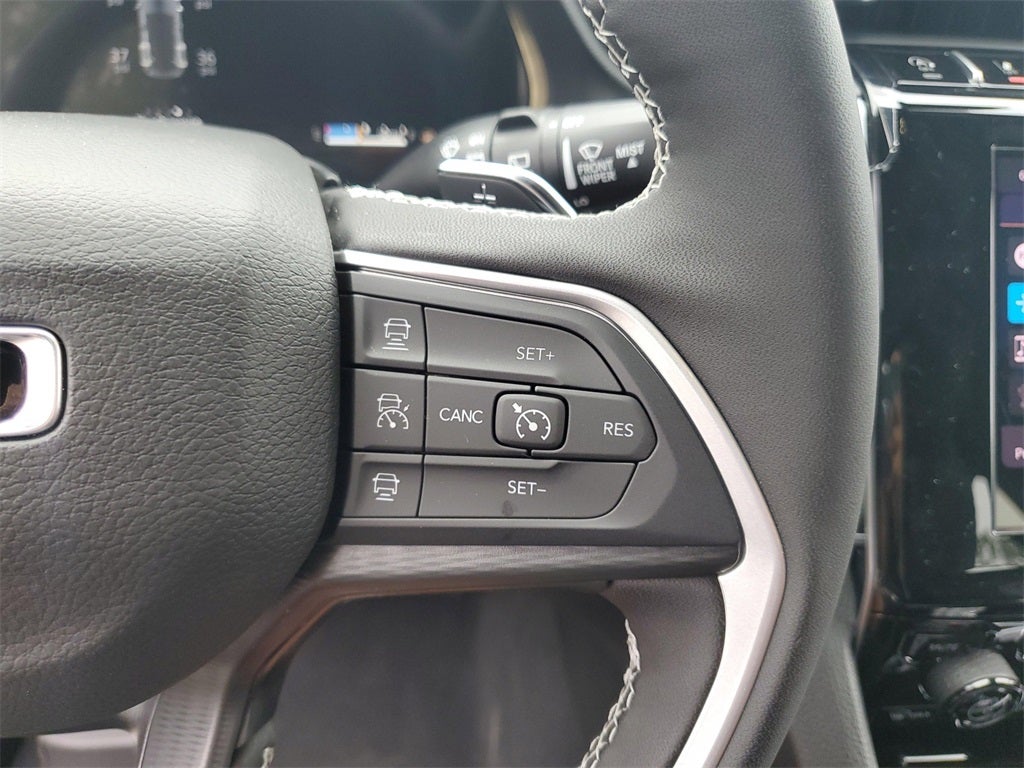 2025 Jeep Grand Cherokee GRAND CHEROKEE LAREDO X 4X2