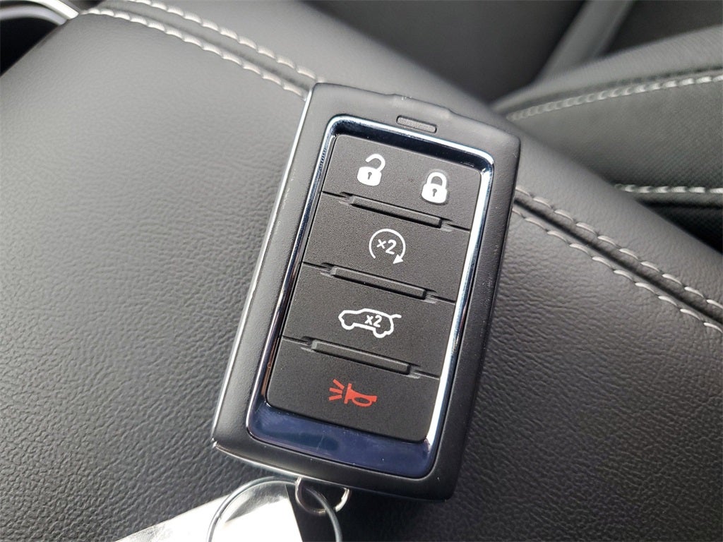 2025 Jeep Grand Cherokee GRAND CHEROKEE LAREDO X 4X2