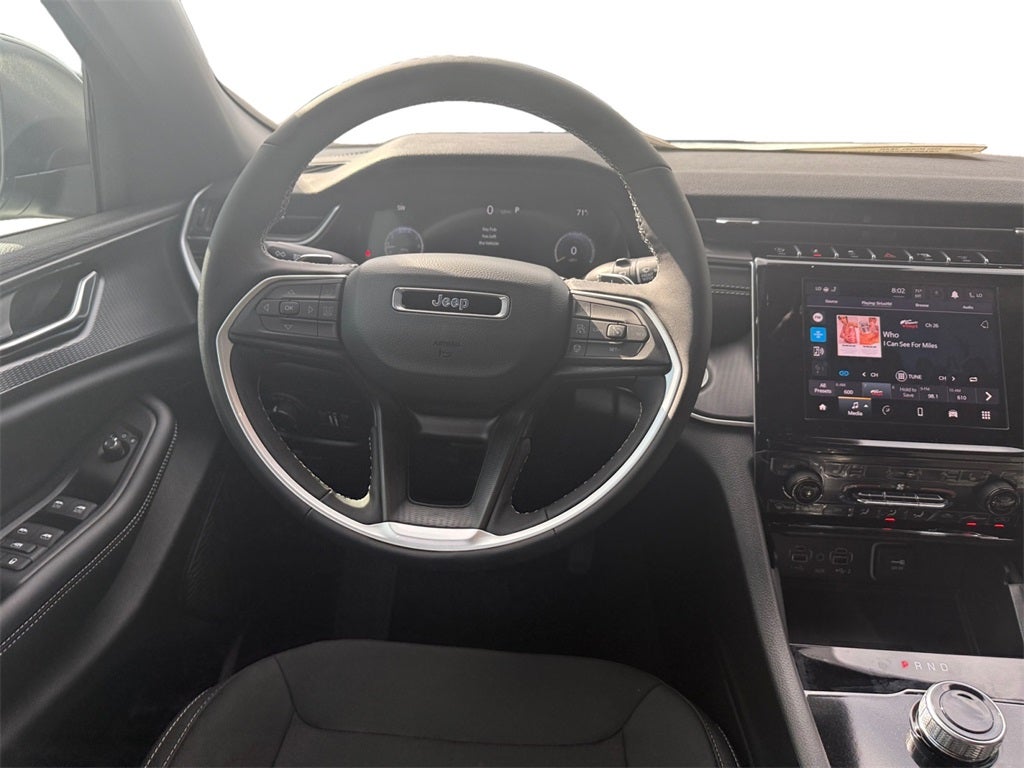 2025 Jeep Grand Cherokee GRAND CHEROKEE LAREDO X 4X2