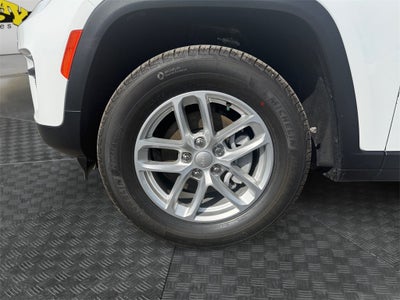 2025 Jeep Grand Cherokee GRAND CHEROKEE LAREDO X 4X2