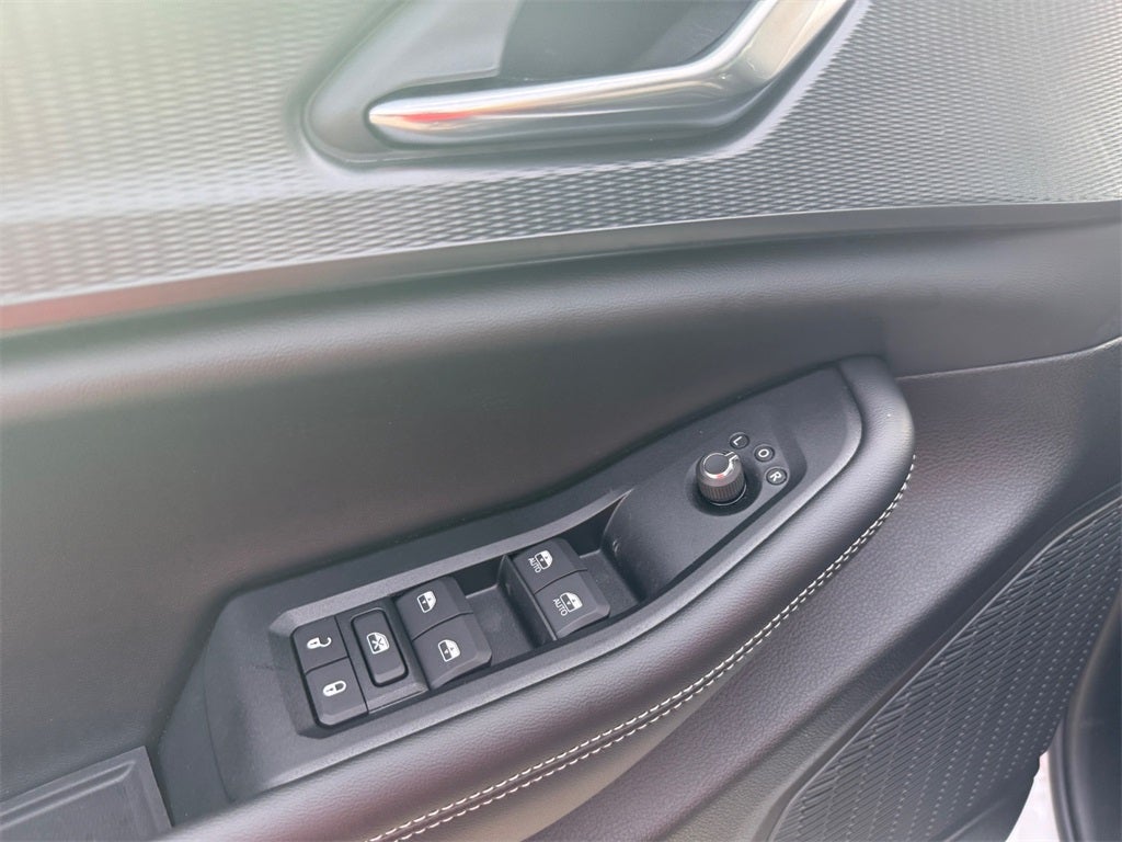 2025 Jeep Grand Cherokee GRAND CHEROKEE LAREDO X 4X2