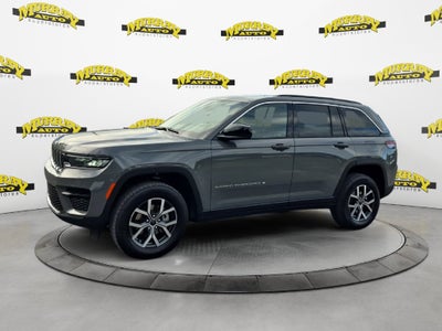 2027 Jeep Grand Cherokee GRAND CHEROKEE LAREDO 4X2