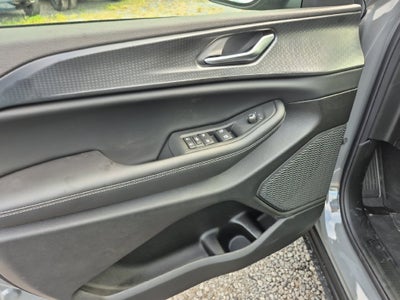 2027 Jeep Grand Cherokee GRAND CHEROKEE LAREDO 4X2