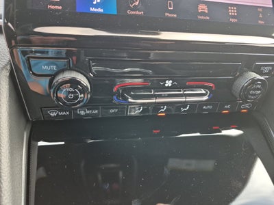 2027 Jeep Grand Cherokee GRAND CHEROKEE LAREDO 4X2