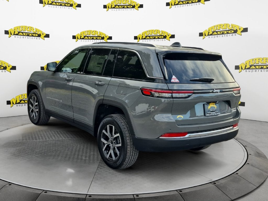 2027 Jeep Grand Cherokee GRAND CHEROKEE LAREDO 4X2