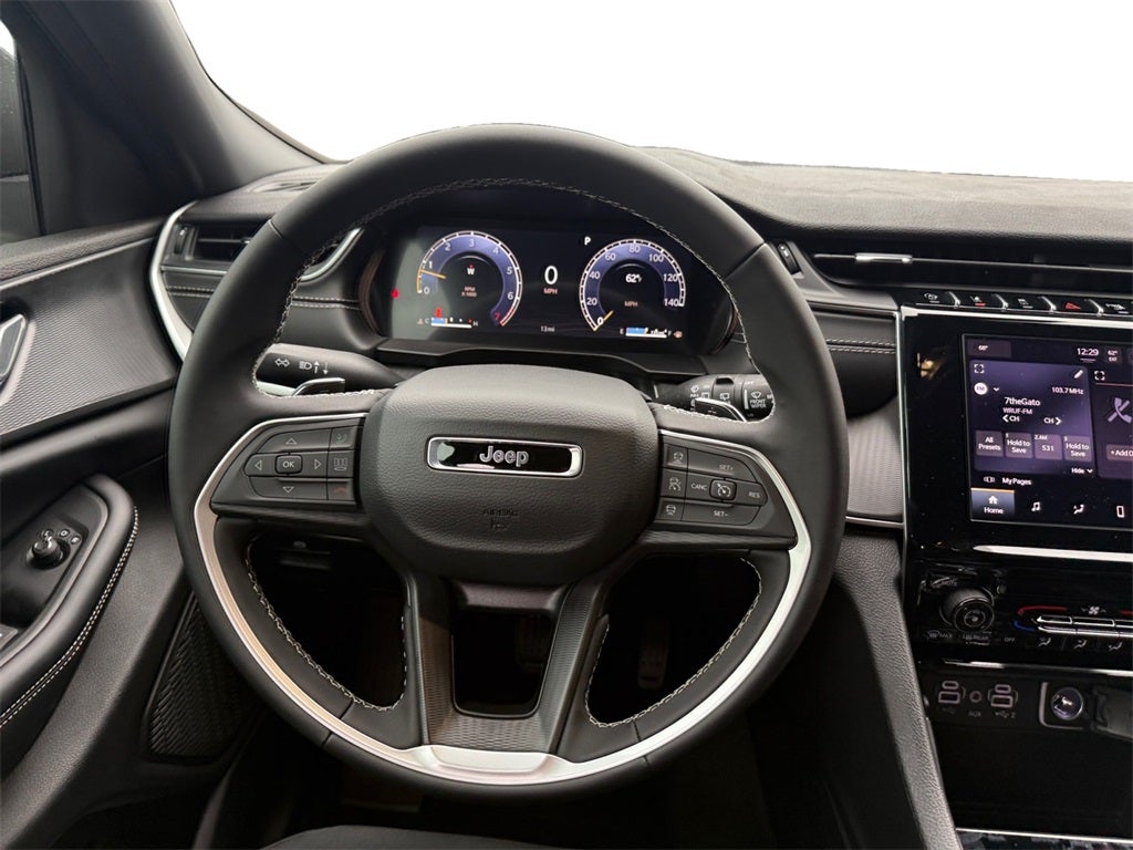 2025 Jeep Grand Cherokee GRAND CHEROKEE LAREDO X 4X2