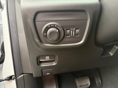 2025 Jeep Grand Cherokee GRAND CHEROKEE LAREDO X 4X2