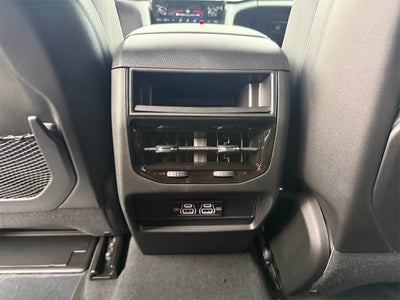 2025 Jeep Grand Cherokee GRAND CHEROKEE LAREDO X 4X2