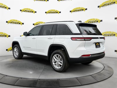 2025 Jeep Grand Cherokee GRAND CHEROKEE LAREDO X 4X2