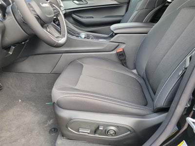 2025 Jeep Grand Cherokee GRAND CHEROKEE LAREDO X 4X2