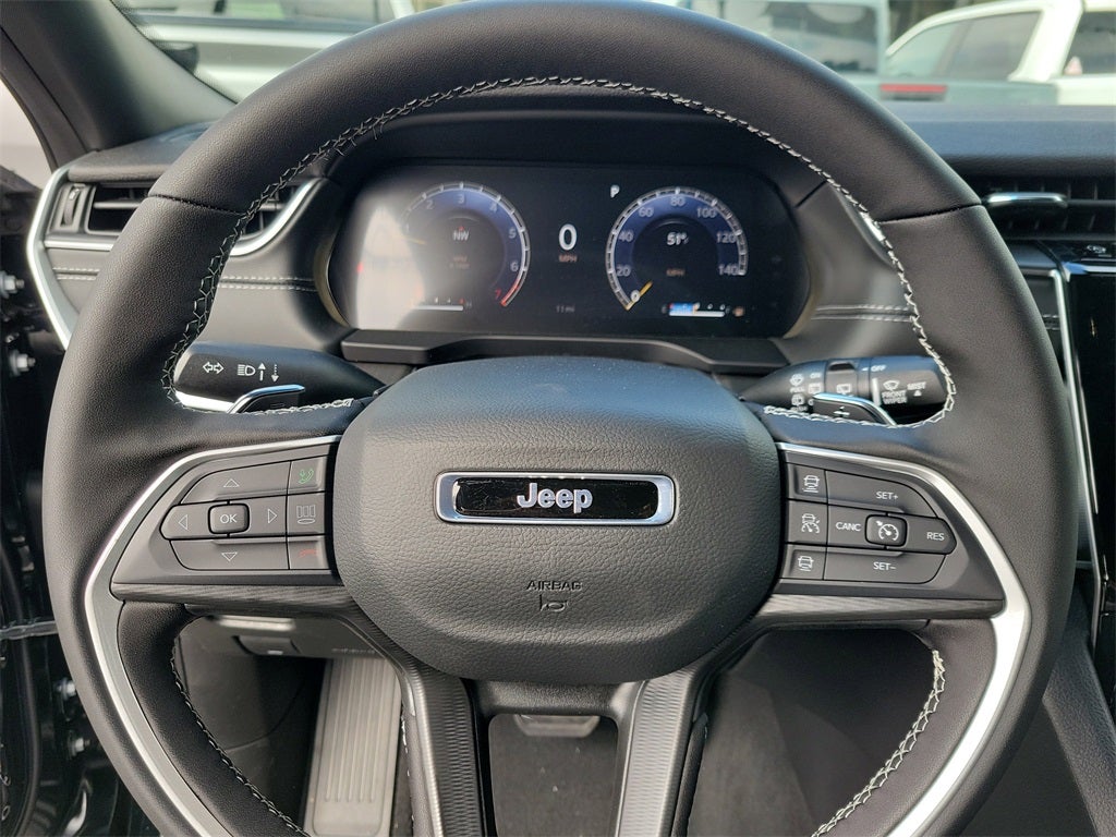 2025 Jeep Grand Cherokee GRAND CHEROKEE LAREDO X 4X2