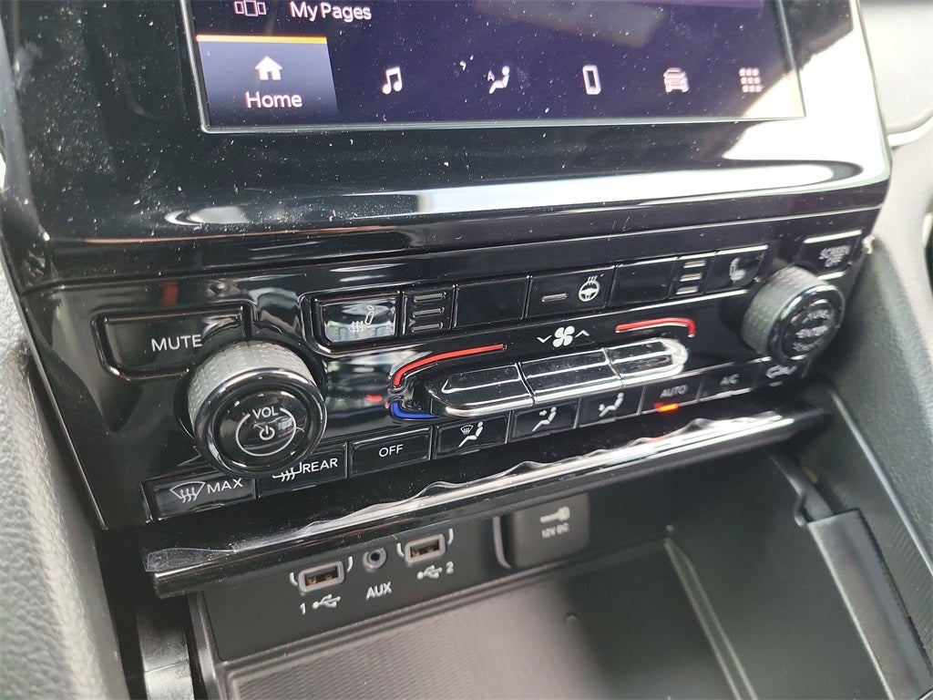 2025 Jeep Grand Cherokee GRAND CHEROKEE LAREDO X 4X2