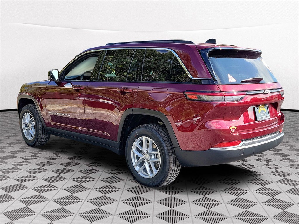 2025 Jeep Grand Cherokee GRAND CHEROKEE LAREDO X 4X2