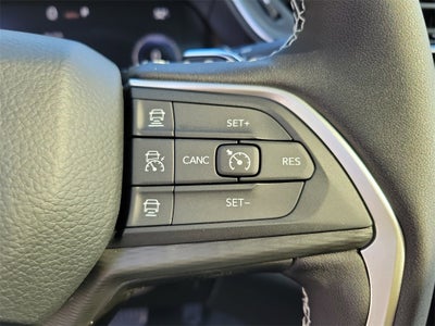 2025 Jeep Grand Cherokee GRAND CHEROKEE LAREDO X 4X2