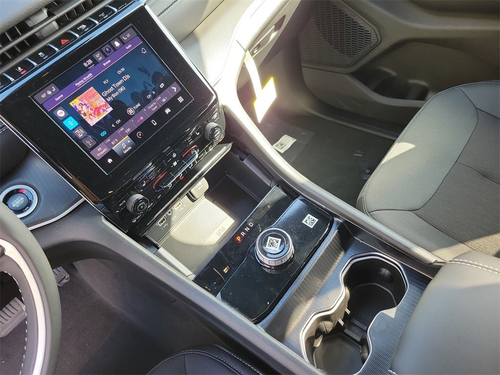 2025 Jeep Grand Cherokee GRAND CHEROKEE LAREDO X 4X2