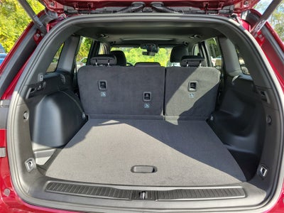 2025 Jeep Grand Cherokee GRAND CHEROKEE LAREDO X 4X2