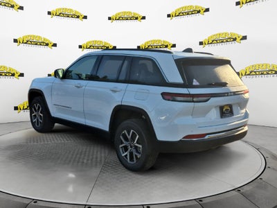 2027 Jeep Grand Cherokee GRAND CHEROKEE LAREDO 4X2