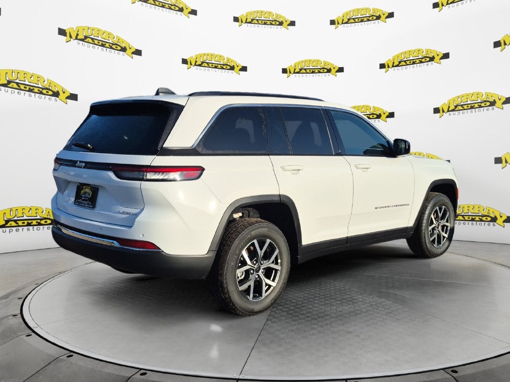 2027 Jeep Grand Cherokee GRAND CHEROKEE LAREDO 4X2