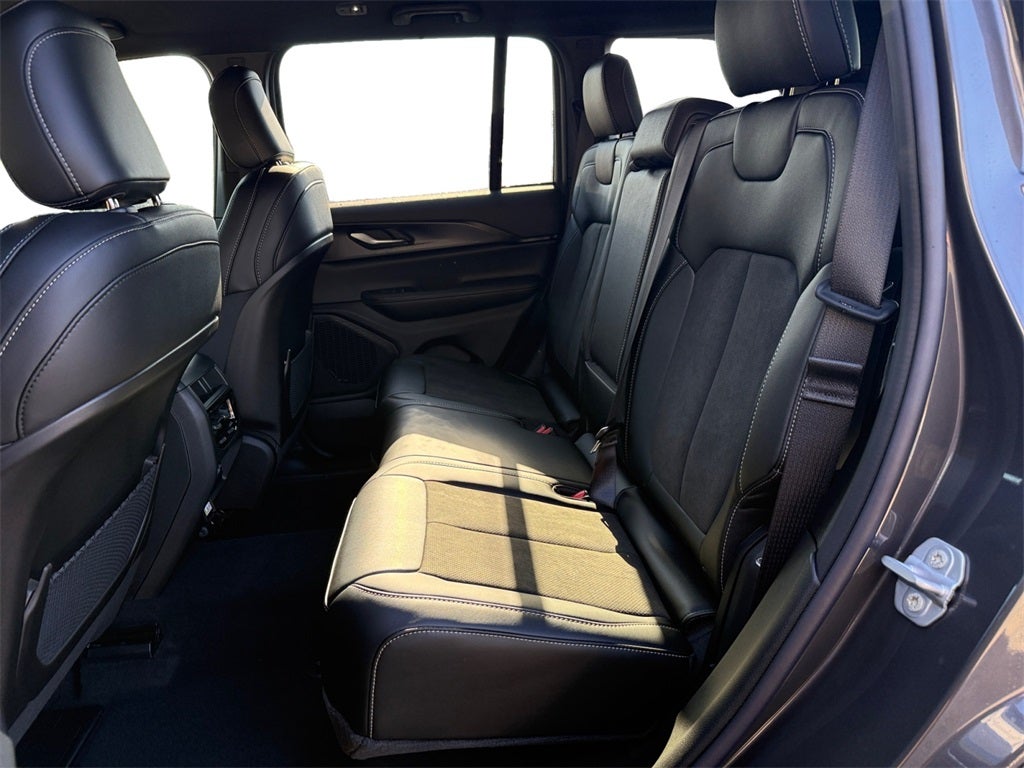 2025 Jeep Grand Cherokee GRAND CHEROKEE ALTITUDE 4X2