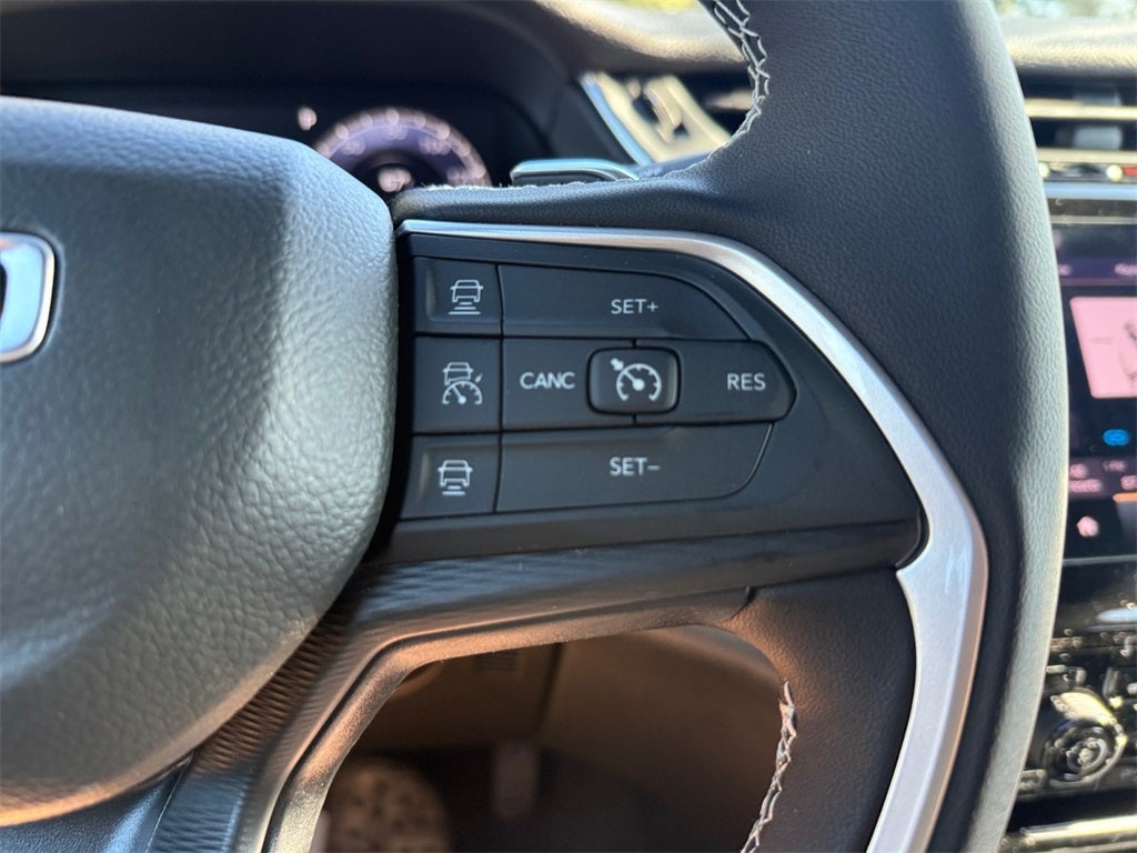 2025 Jeep Grand Cherokee GRAND CHEROKEE ALTITUDE 4X2