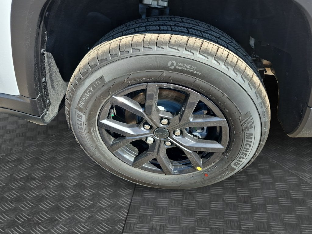 2027 Jeep Grand Cherokee GRAND CHEROKEE LAREDO ALTITUDE 4X2