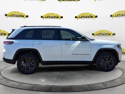 2027 Jeep Grand Cherokee GRAND CHEROKEE LAREDO ALTITUDE 4X2