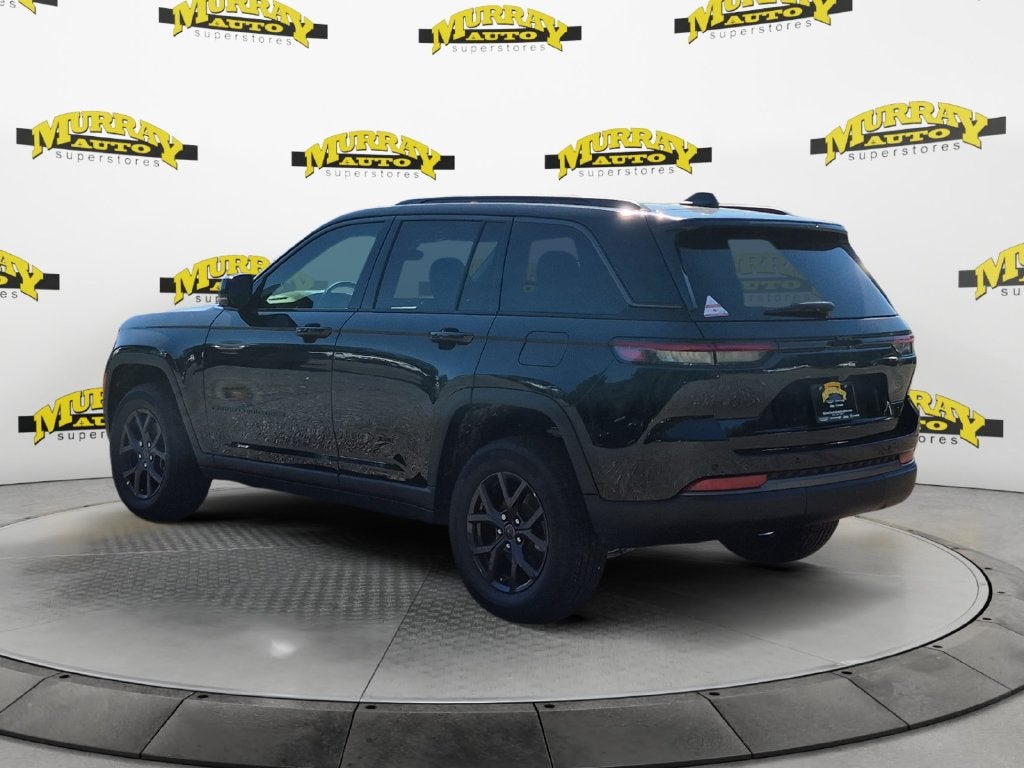 2027 Jeep Grand Cherokee GRAND CHEROKEE LAREDO ALTITUDE 4X2