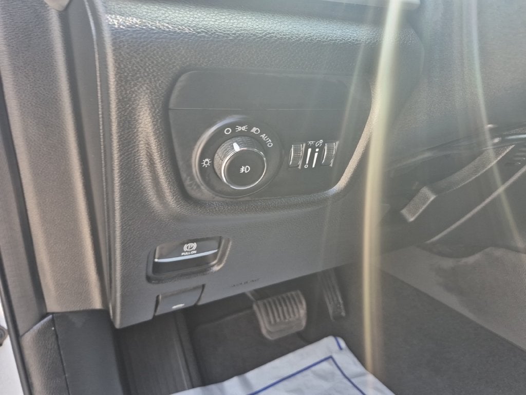 2022 Jeep Grand Cherokee Limited 4x2